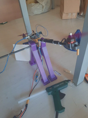 Balancing platform during bench tests